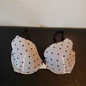 Womans Victoria Secret Polka Dot Bra Size 34D